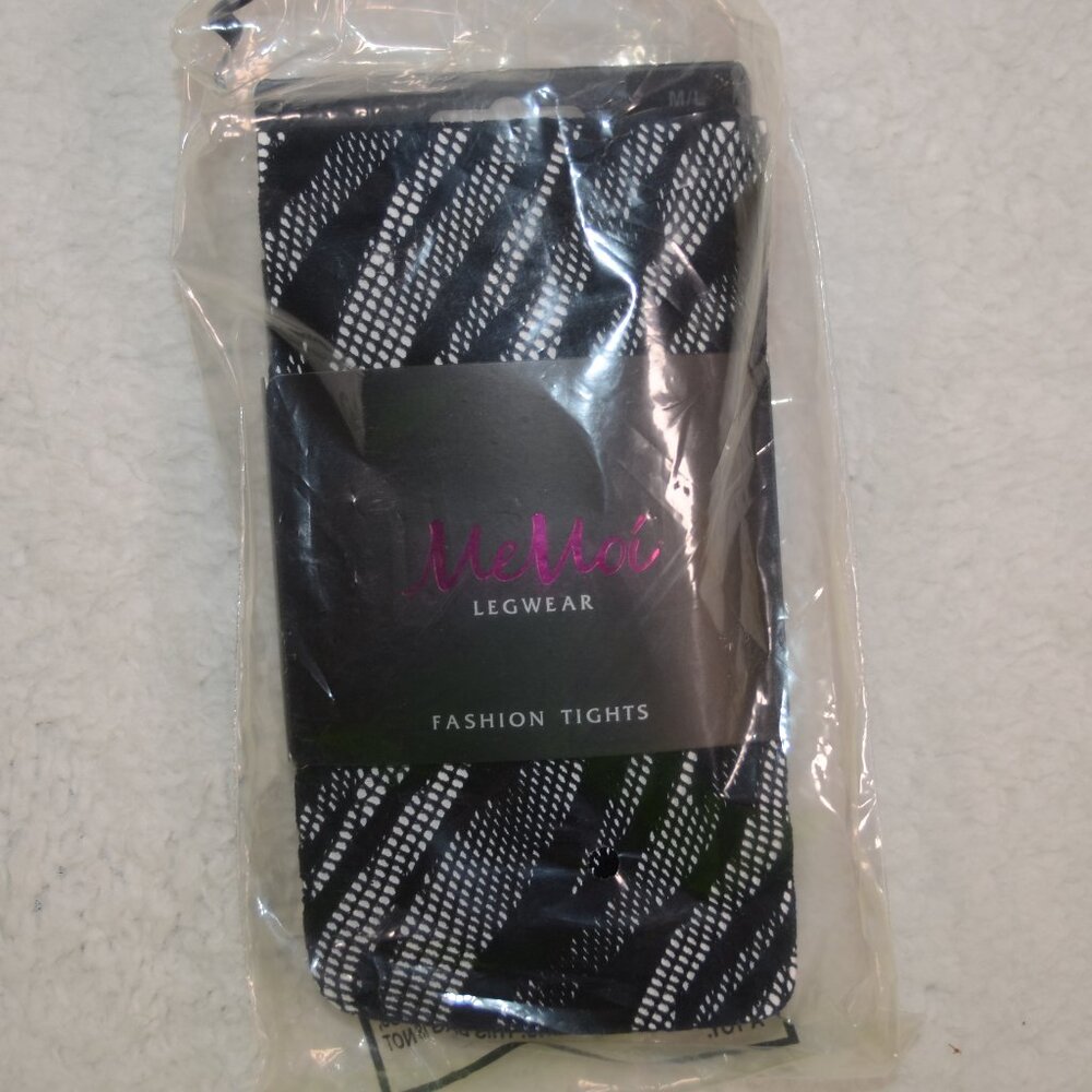 MeMoi NWT Zebra patterned fishnet tights, size M/L